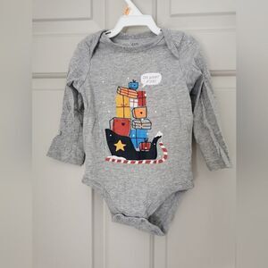 3/$15 Gap long sleeve onesie size 18-24 m